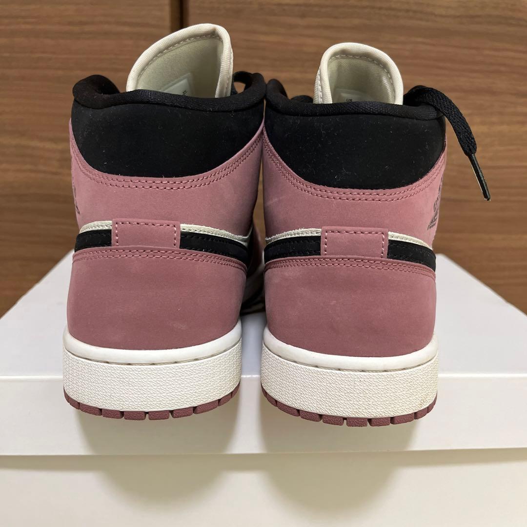 靴 Nike WMNS Air Jordan 1 Mid \"Berry Pink\"
