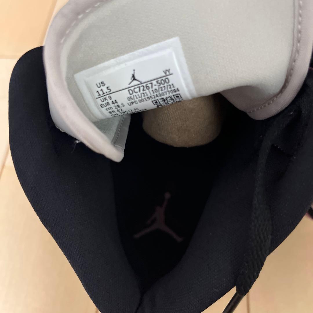 靴 Nike WMNS Air Jordan 1 Mid \"Berry Pink\"