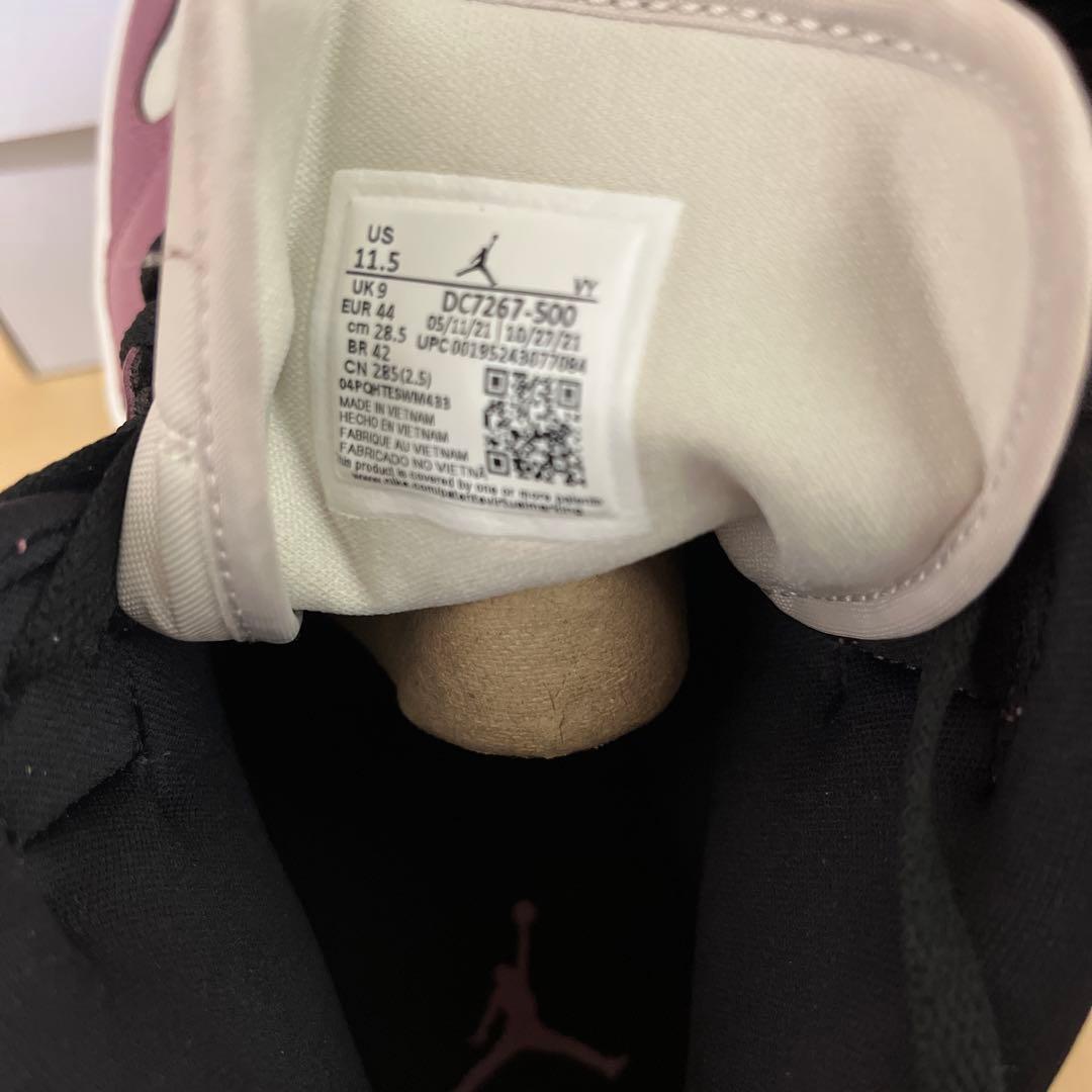 靴 Nike WMNS Air Jordan 1 Mid \"Berry Pink\"
