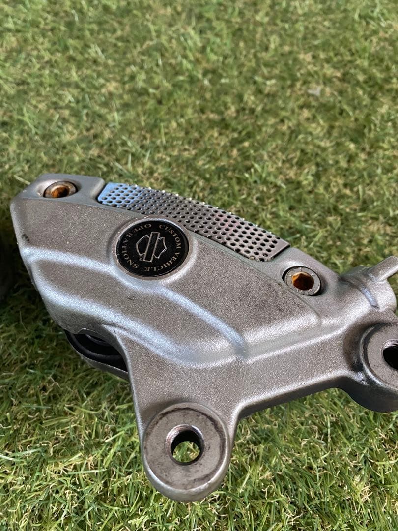 ハーレー　HD純正BREMBOブレーキキャリパー　ツーリングモデル