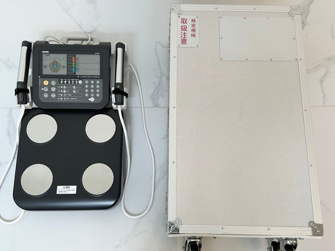 ⭐︎ラスト1台⭐︎TANITA 体組成計 MC-780A 専用ケース付き