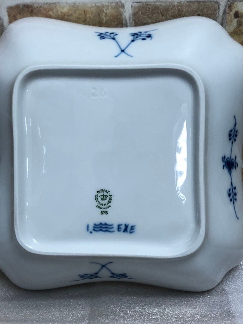 【美品】ロイヤルコペンハーゲン　ブルーフルーテッド　スクエア 578