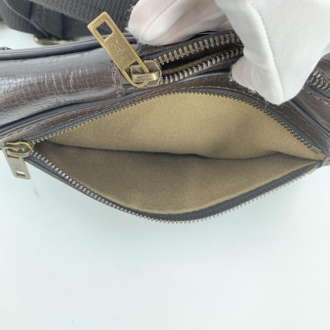 ルイヴィトン ユタ スィウ ボディバッグ ショルダーバッグ M92535