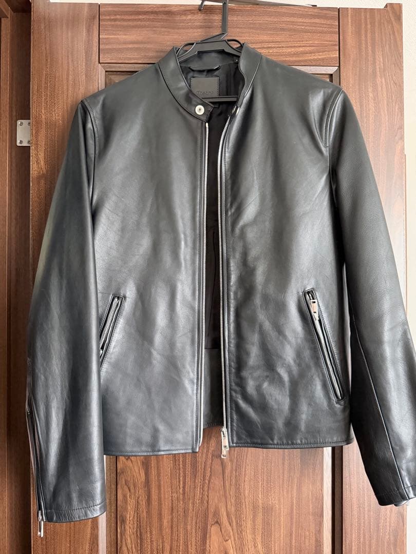 Theory ブラックレザーライダースジャケット