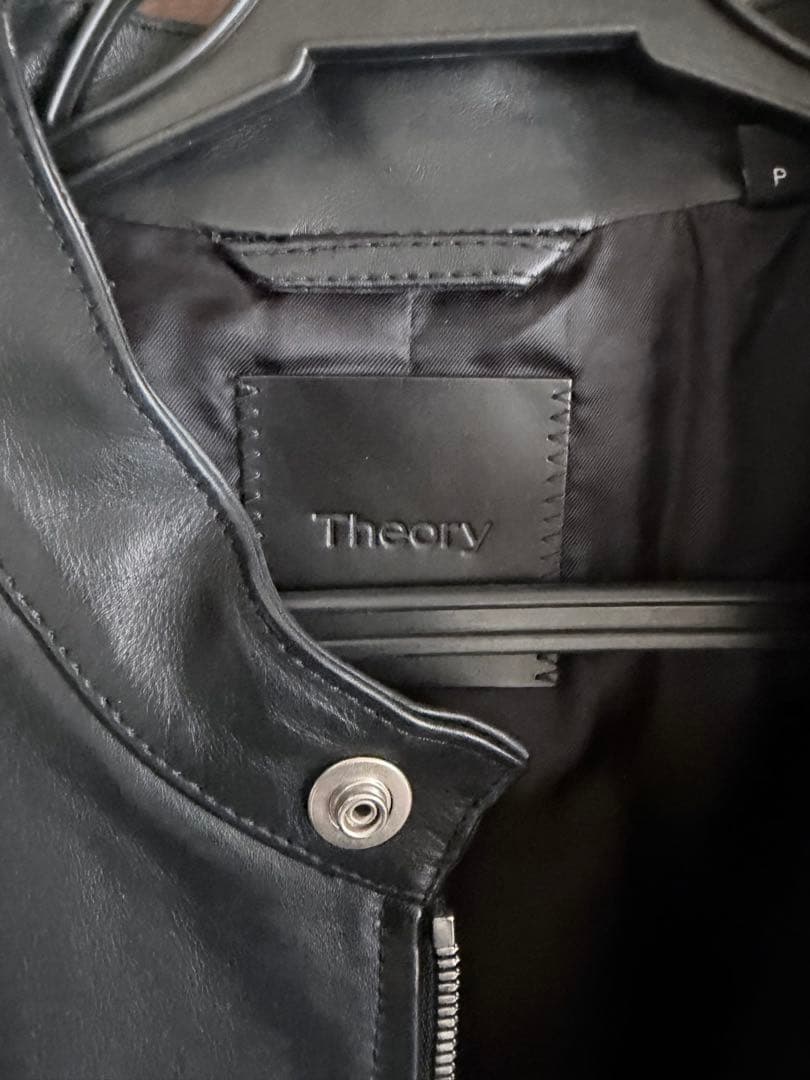 Theory ブラックレザーライダースジャケット
