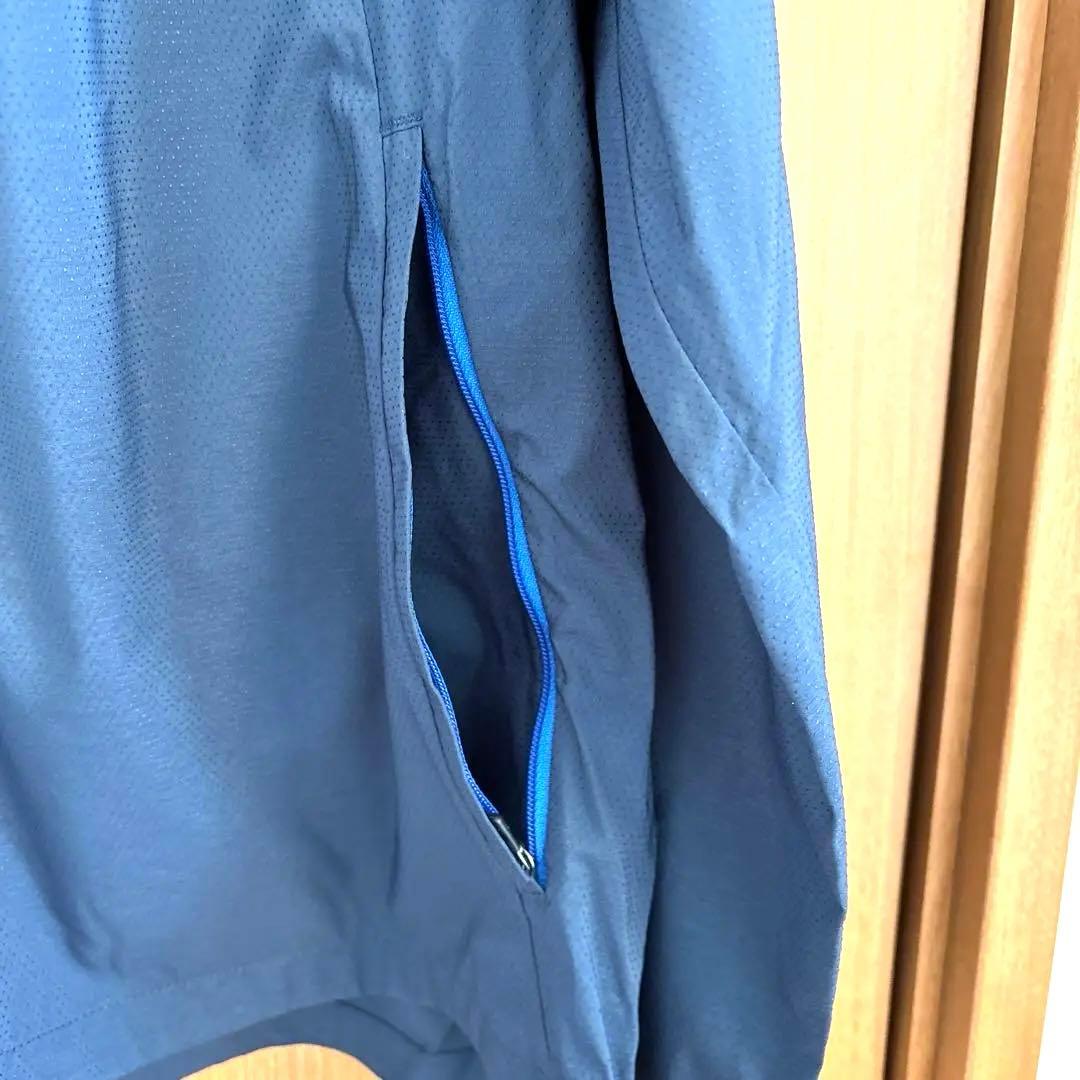 新品　ナイキ レペル　ウィンドブレーカーXLサイズ