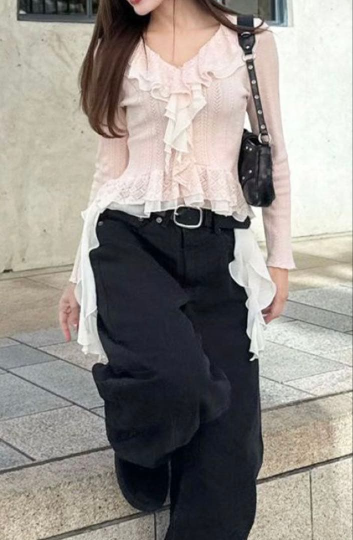 ボリュームフリルニットトップス