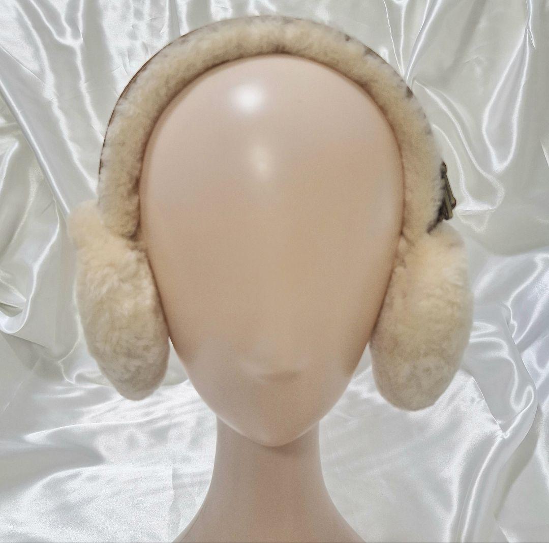 未使用　ムートンUGG 耳あて　イヤーマフ　ブラウン　ファー　スエード
