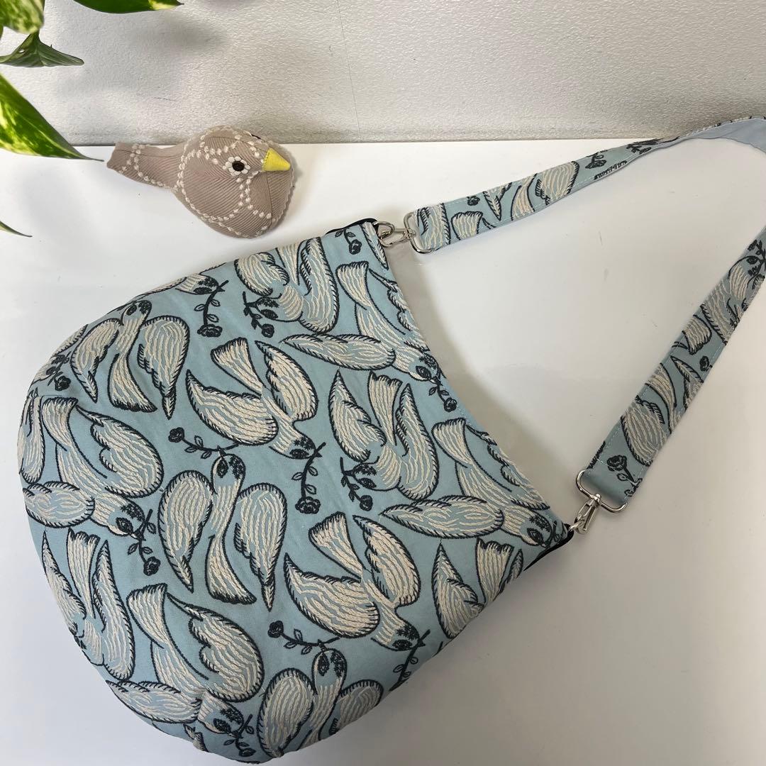 ミナペルホネン　ハンドメイドバッグ　まーるいショルダーバッグ