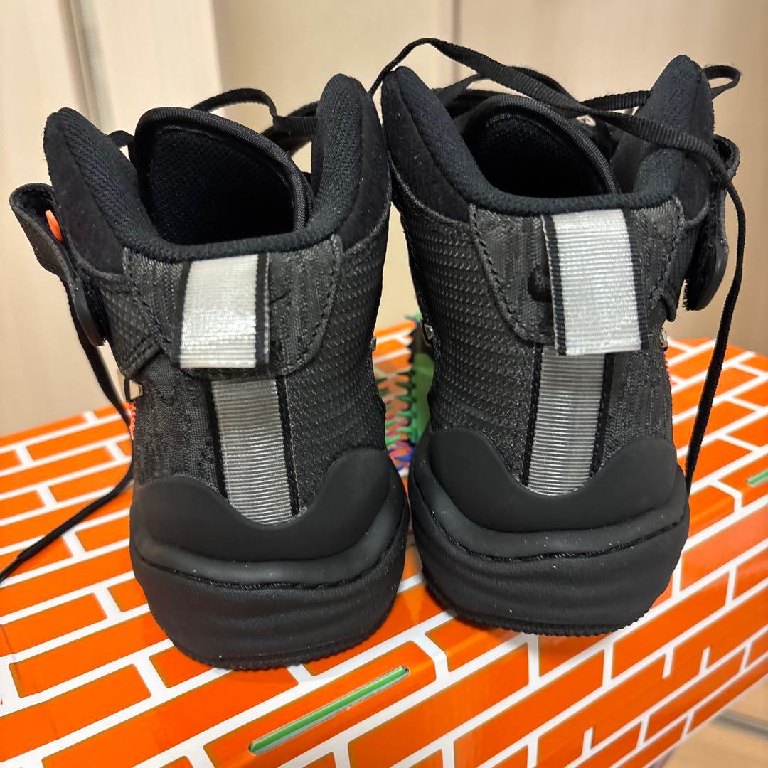 靴 Nike AIR FORCE MID off White