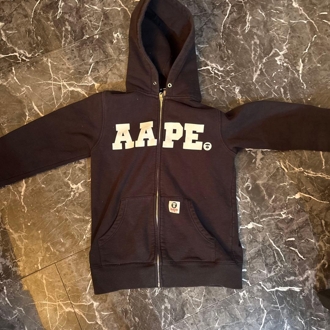 APEパーカー swag