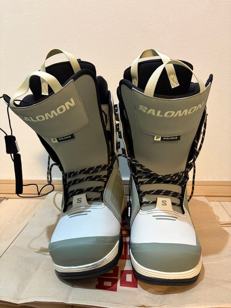 SALOMON スノーボードブーツ ダイヤル式 グレー/ホワイト