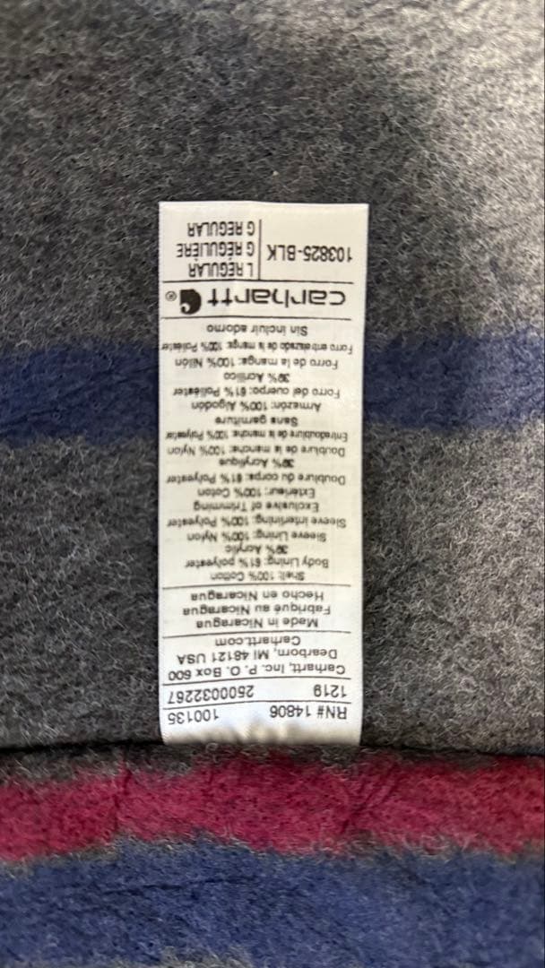 美品人気Carhartt ブラックジャケット 金色ボタン付き