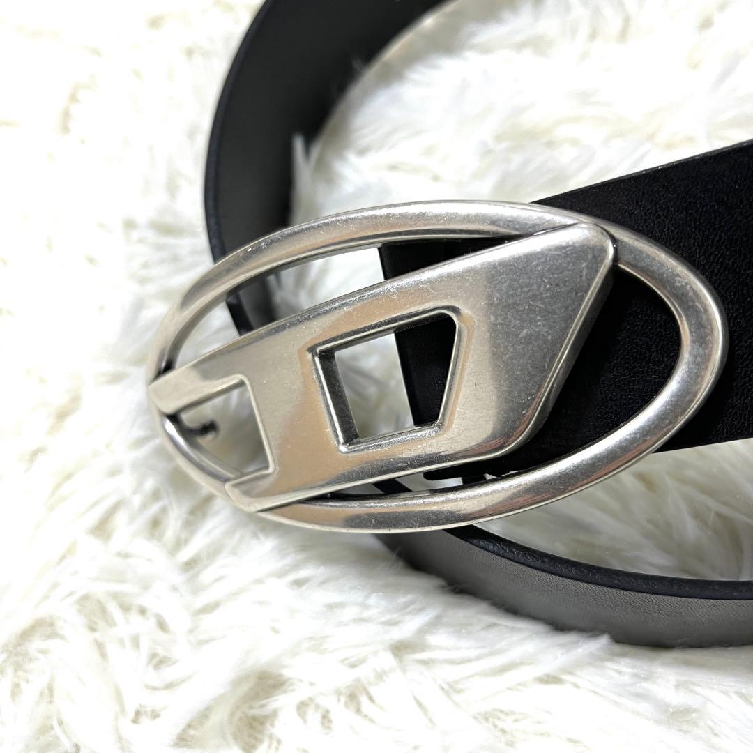 なっつー ✨DIESEL レザー　べルト ブラック ロゴ バックル