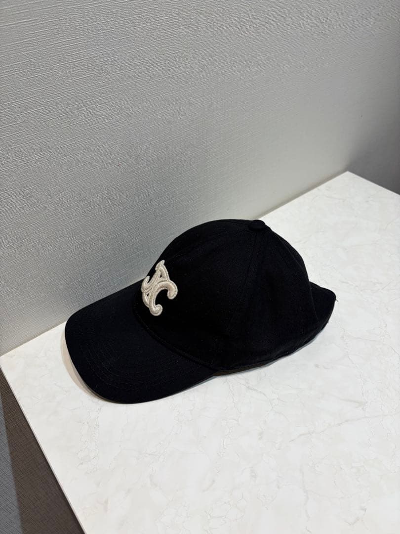 CELINE トリオンフ キャップ ブラック M あんしん鑑定対応