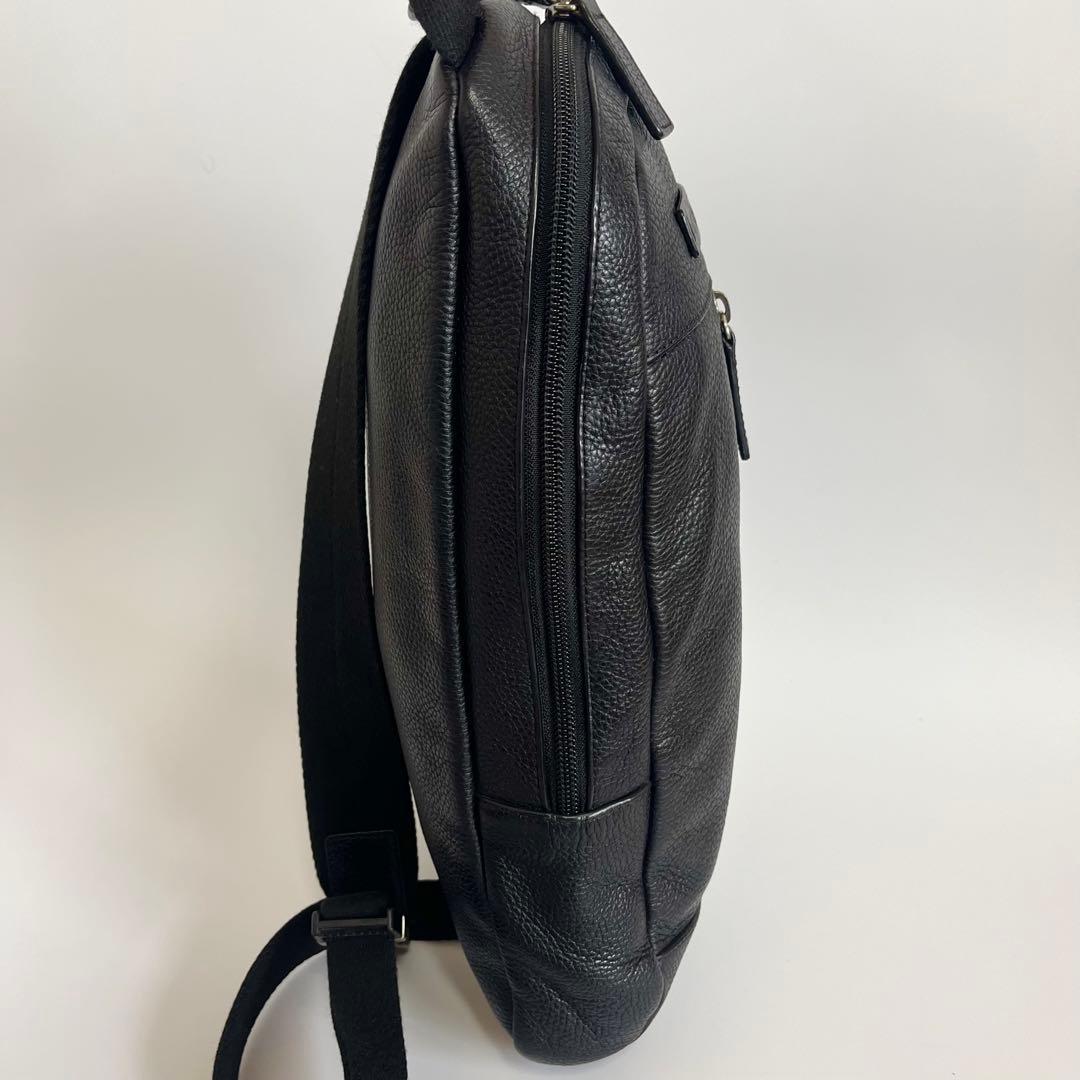 美品 COACH オールレザー ボディバッグ シボ革 ロゴ ブラック2way