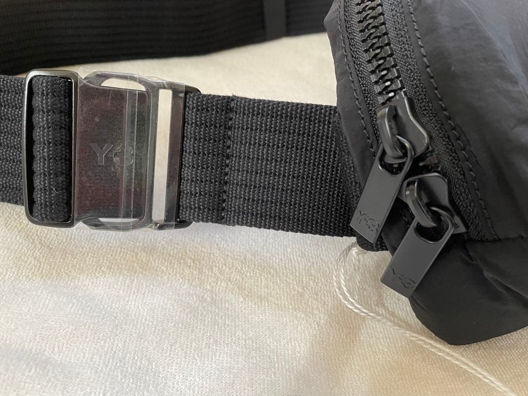 ひっぴ　Y-3 ボディバッグ・ウエストポーチ 黒