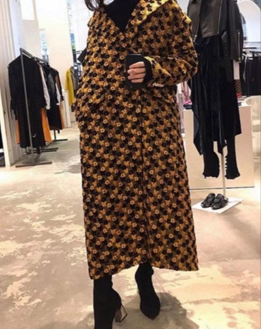 アイレネ　IRENE フラワージャガードコート　イエロー