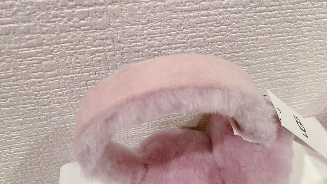 UGG アグ シープスキン　希少カラー PINK ピンク イヤマフ　イヤーマフ