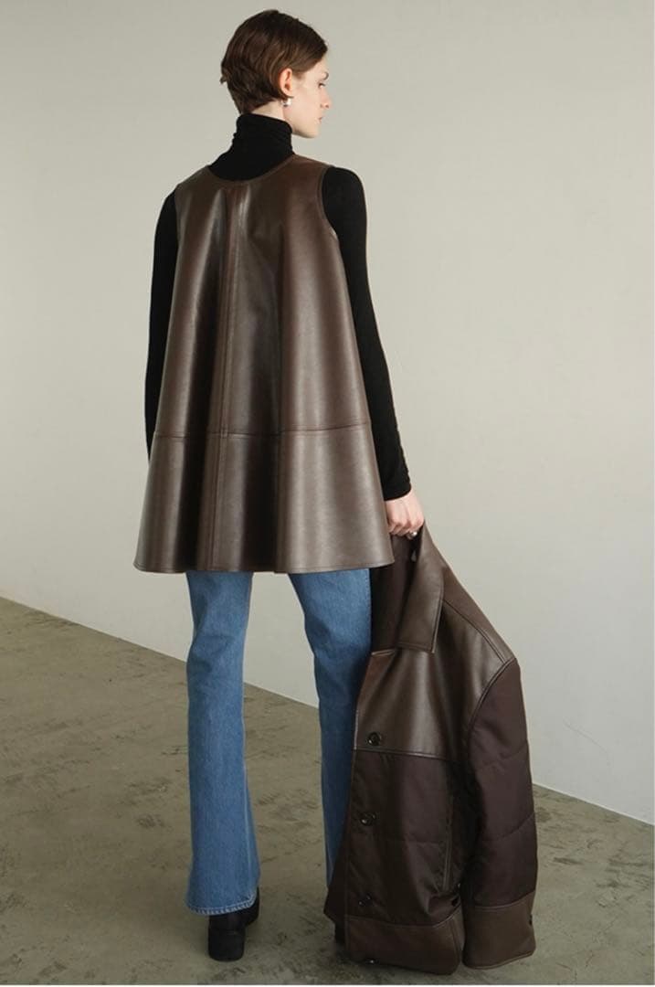 トップス CLANE W FACE VEGAN LEATHER FLARE TOPS