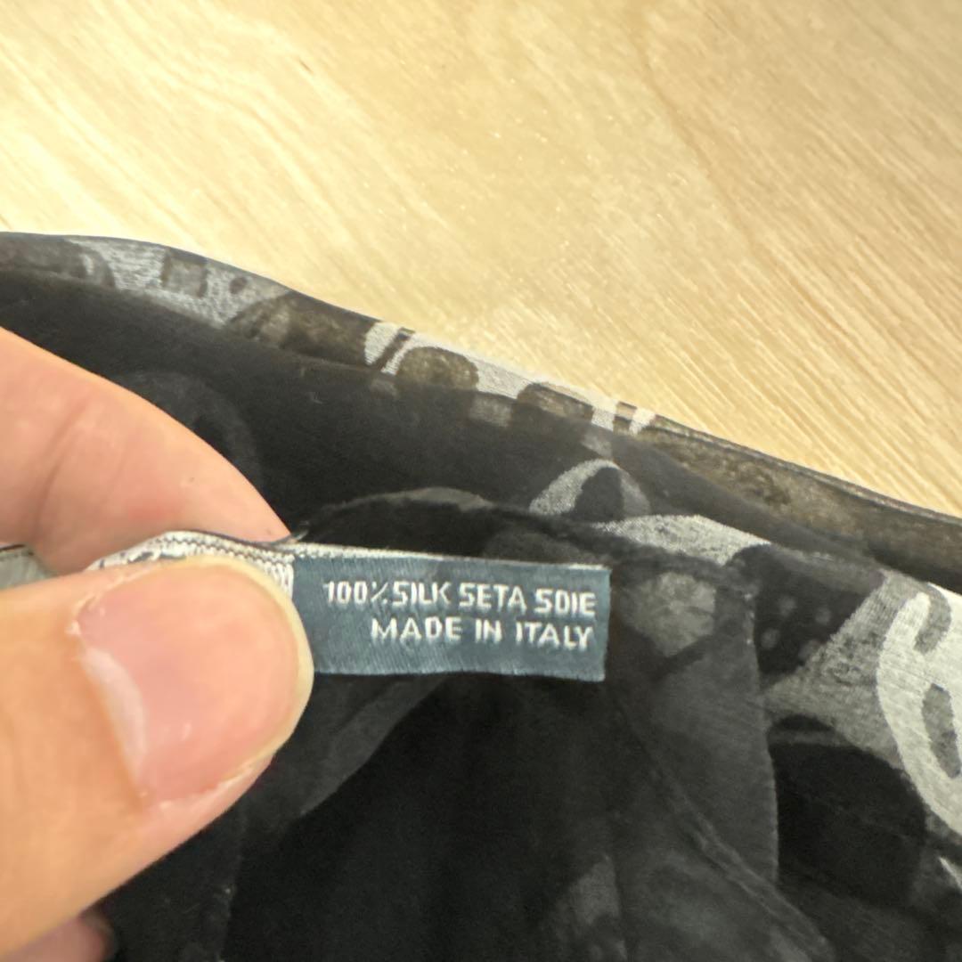 alexander mcqueen スカーフ　スカル　シルク　ブラック