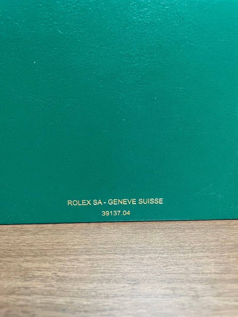 【極美品】ROLEX 箱　ギャランティカード等付属品有