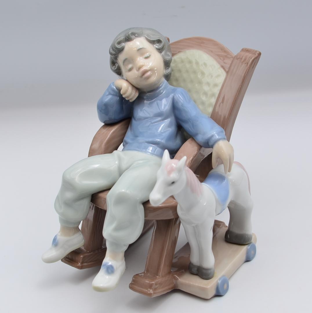 疲れちゃった　＃5846　★リヤドロ　スペイン　ポーセリン　光沢仕上げ　絶版