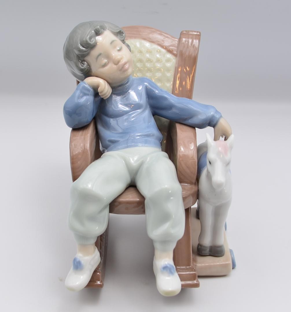 疲れちゃった　＃5846　★リヤドロ　スペイン　ポーセリン　光沢仕上げ　絶版