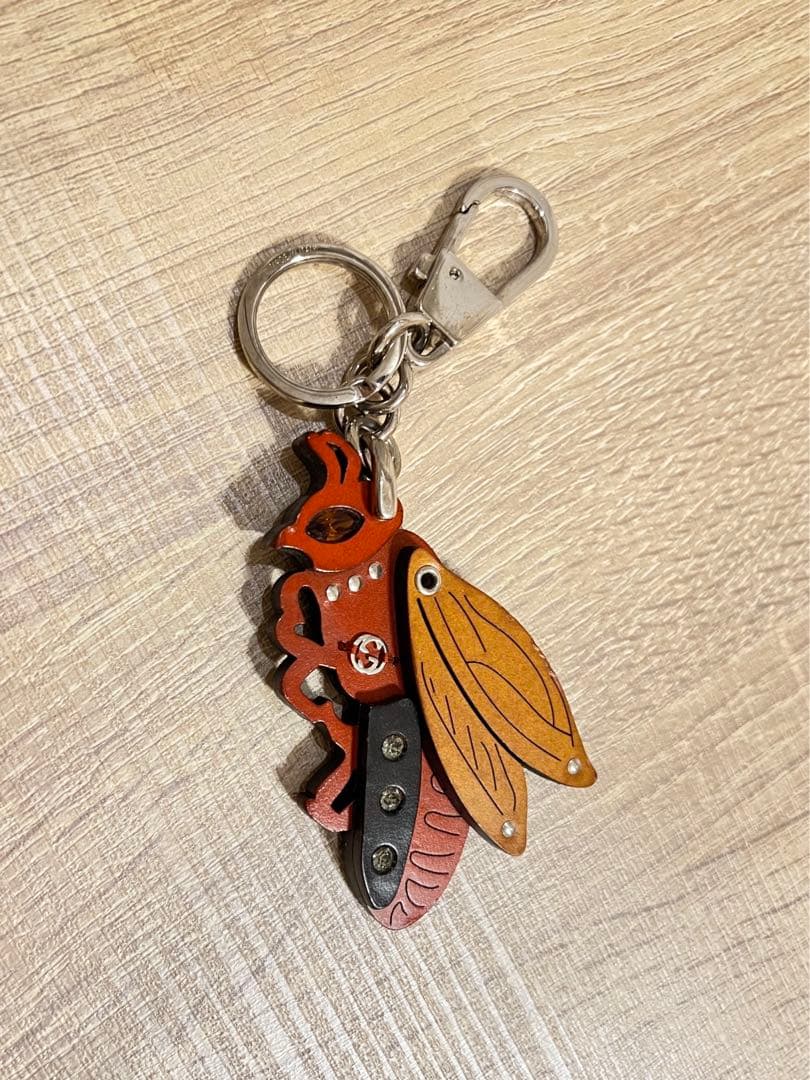 GUCCI グッチ　キーホルダー　キーリング　ハチ