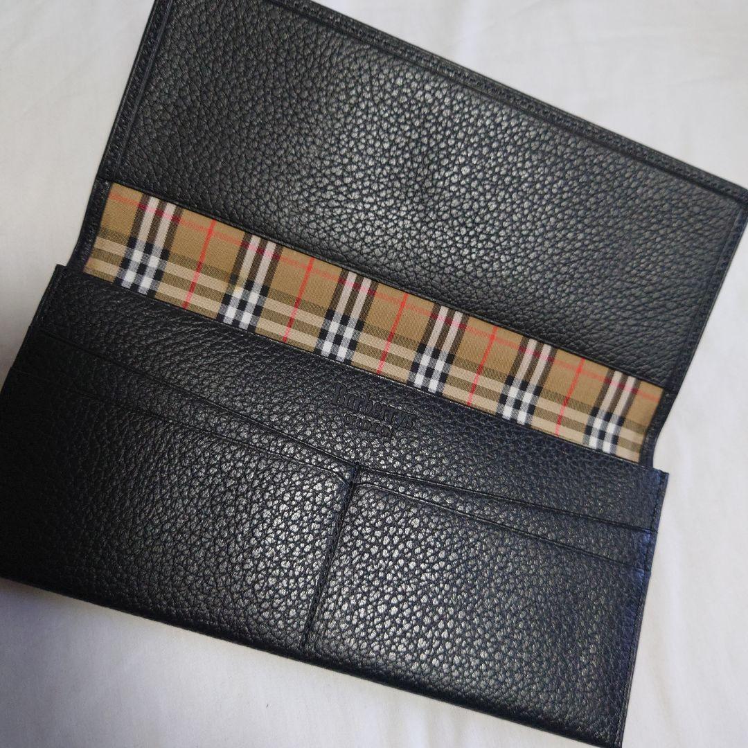 Burberry　ブラックレザー　長財布