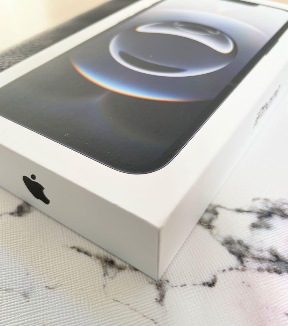 【新品未開封】Apple iPhone 16eブラック