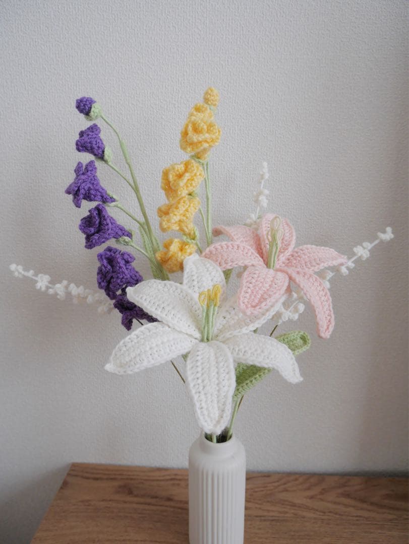 【フリージア】　枯れない花束 あみぐるみ プレゼント 誕生日 かぎ編み 毛糸の花
