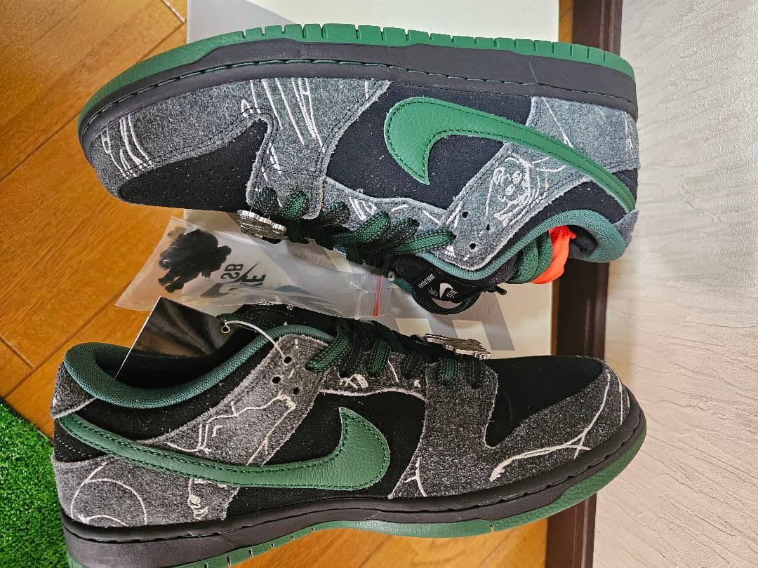 の*み様 【新品未使用】There × Nike SB Dunk Low Pro
