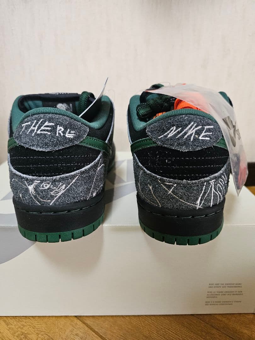 の*み様 【新品未使用】There × Nike SB Dunk Low Pro