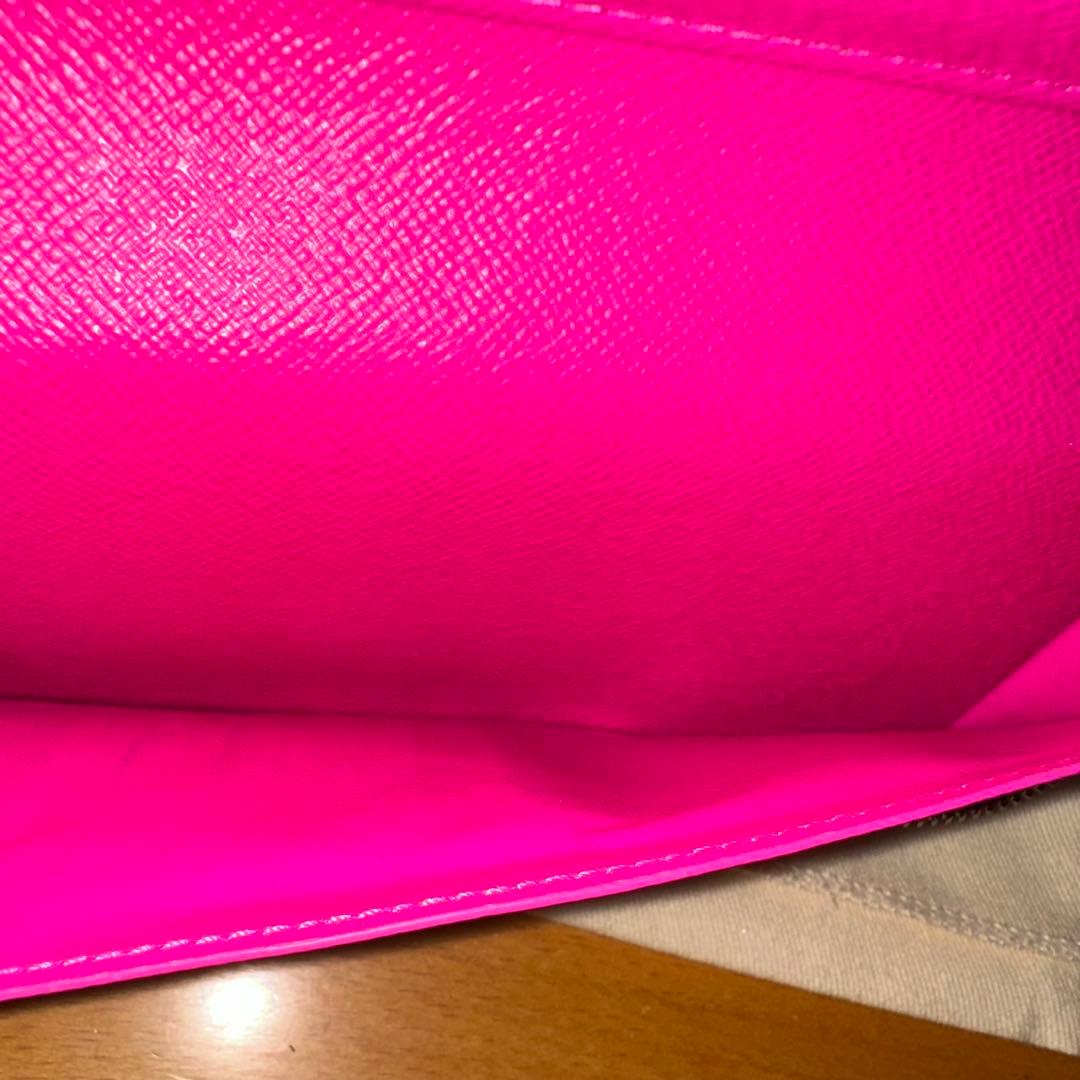 LOUIS VUITTON ジッピーウォレット ピンク色　ヴィトン