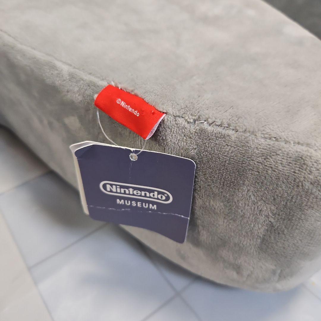 Nintendo 64 コントローラー型クッション　ニンテンドーミュージアム