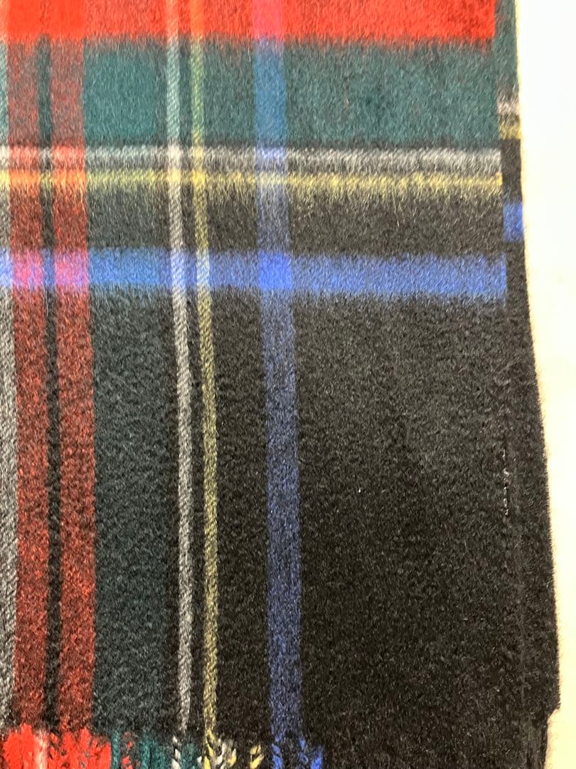 ブラックスチュアート柄 カシミア70cm広幅ストール フワフワなめらかZARUD