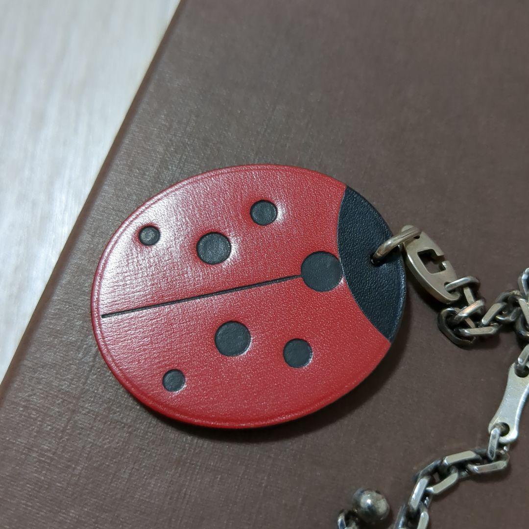 エルメス　レザーチャームキーチェーン　てんとう虫　レア品❣️
