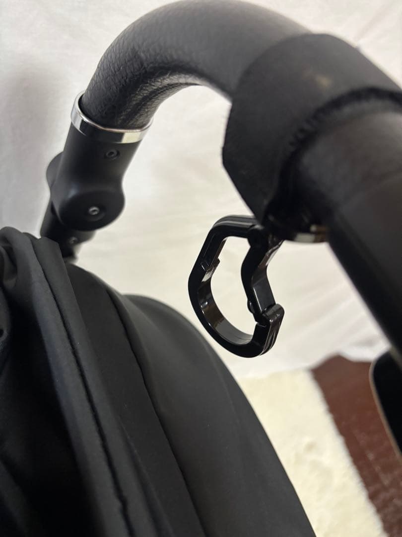 極美品 Aprica オプティアクッショングレイス オニキスブラック ベビーカー