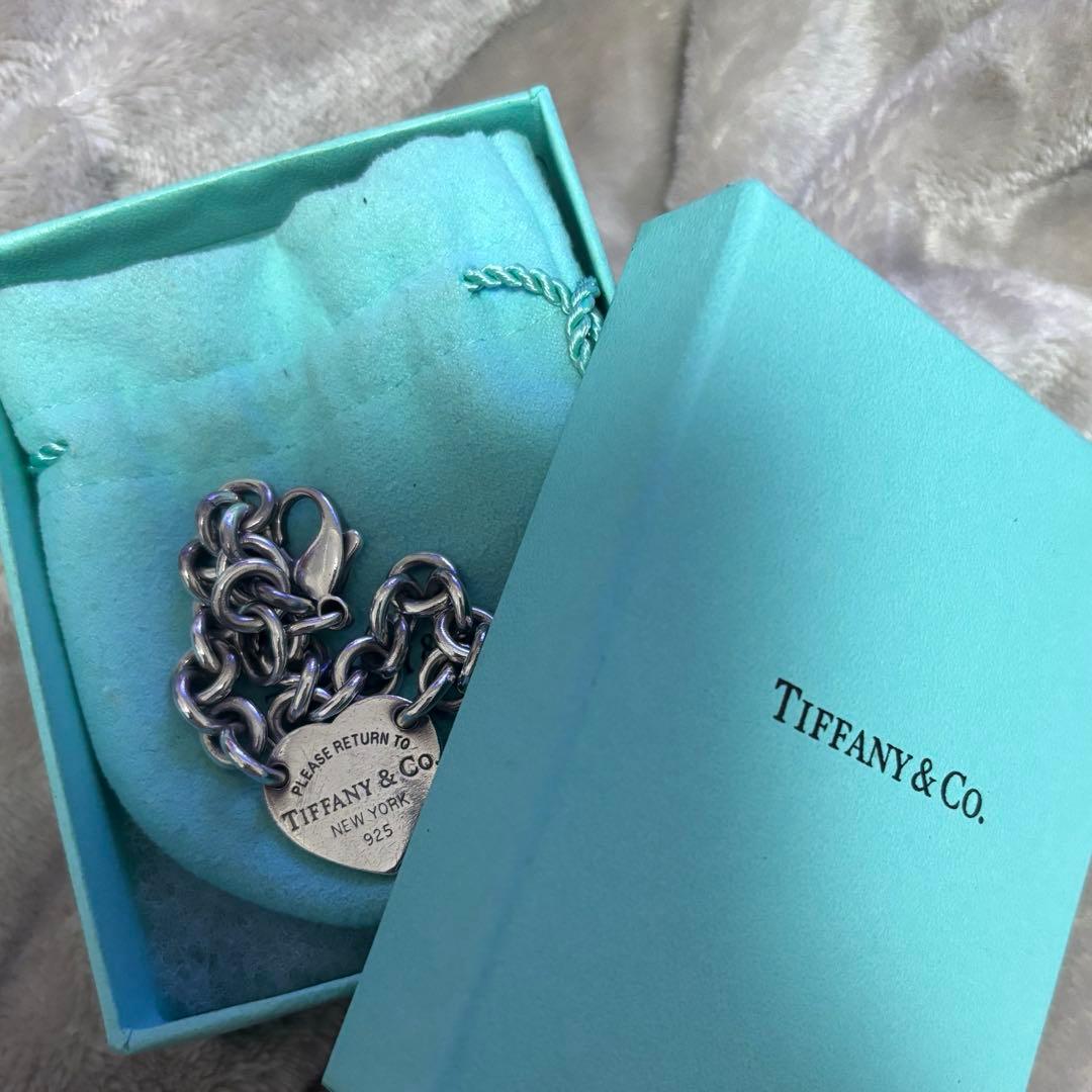 Tiffany & Co. ハート型チャームブレスレット