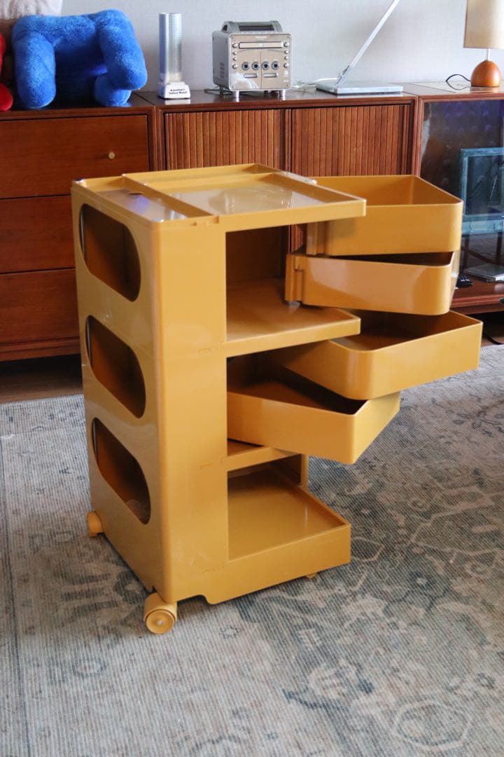 ボビーワゴン　イエロー　TYPE5