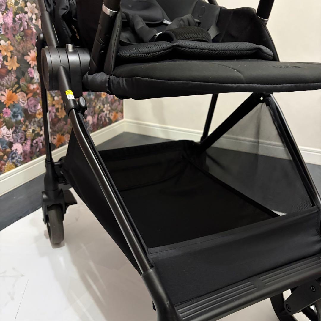 Y*U様 ブラック 折りたたみベビーカー ルーチェフリー 2024年モデル