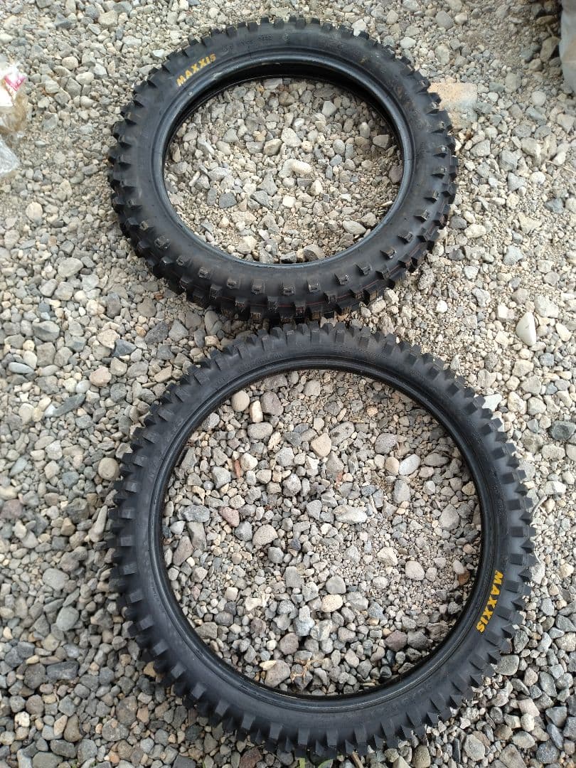MAXXIS 90/90-21 120/90-18　オフロードタイヤ