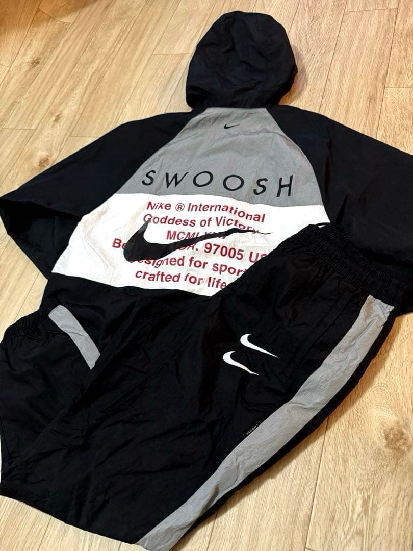 NIKE SWOOSH ナイロン セットアップ 【未使用コンディション】