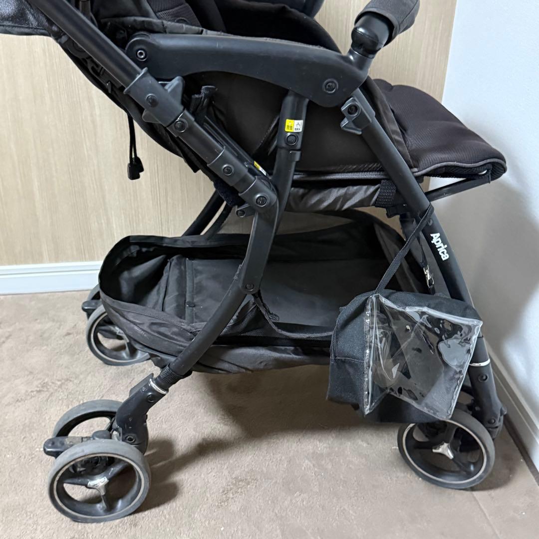 Aprica ラクーナクッションフリープラス 2022 アップリカ グレー