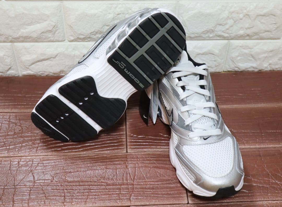 新品　25㎝ NIKE W　ナイキ　 ZOOM AIR FIRE シルバー