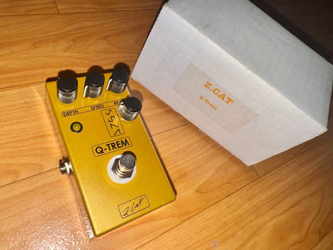 ZCAT Q-TREM ゴールド ギターエフェクター