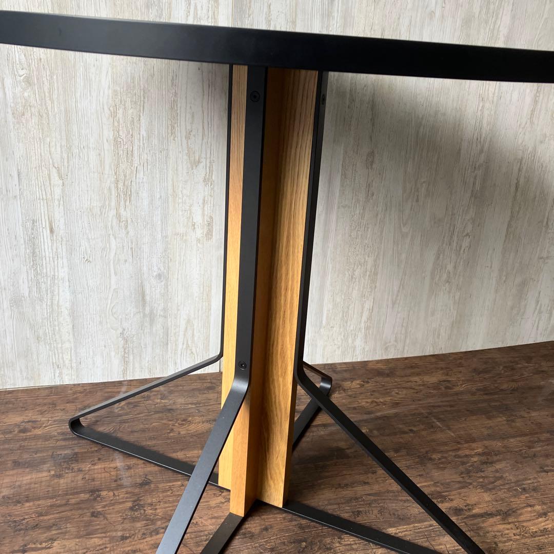 ダイニングテーブル KAARI TABLE 003 / ronan erwan bouroullec