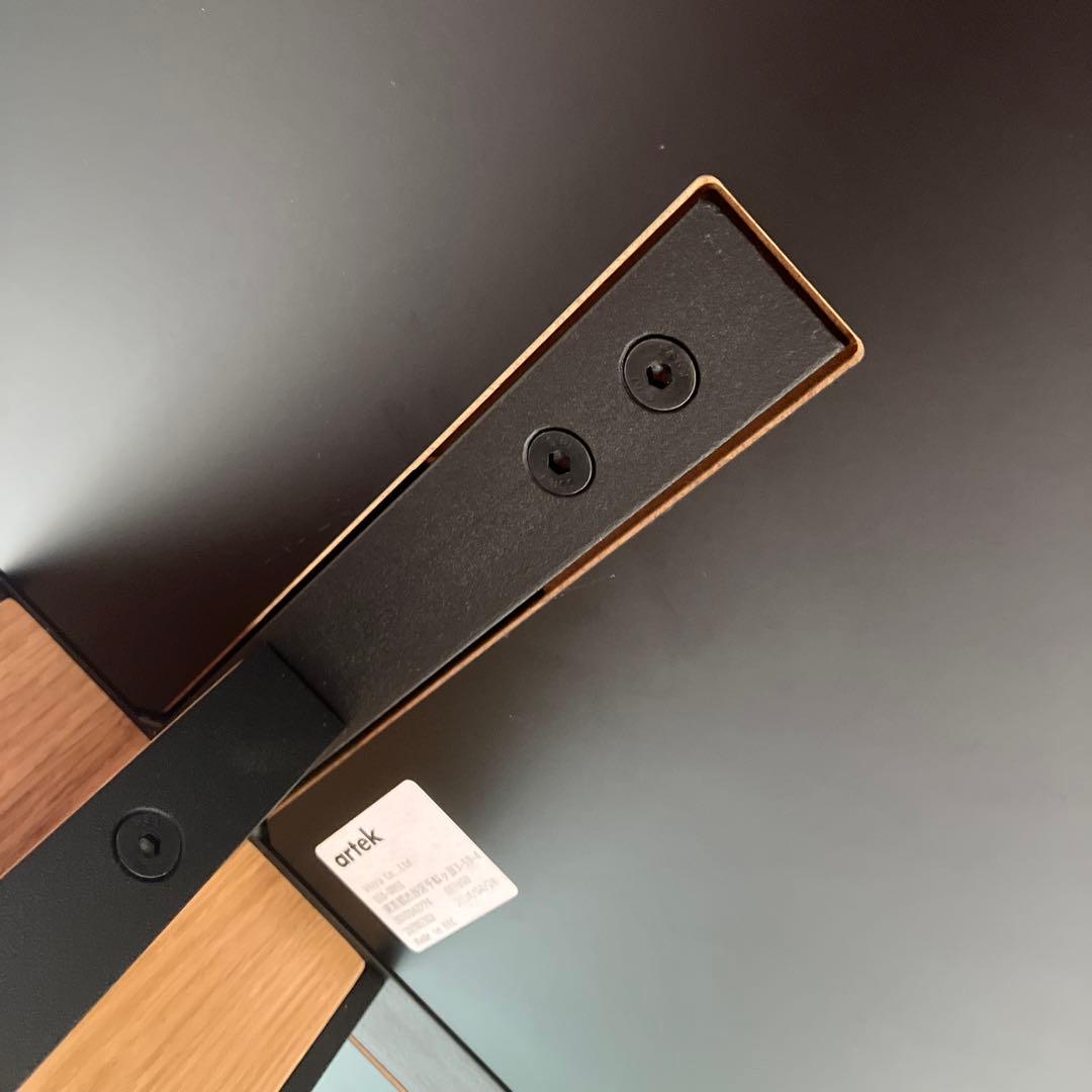 ダイニングテーブル KAARI TABLE 003 / ronan erwan bouroullec