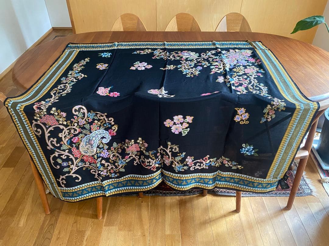ETRO エトロ 刺繍入り 大判 ストール 花モチーフ イタリア製